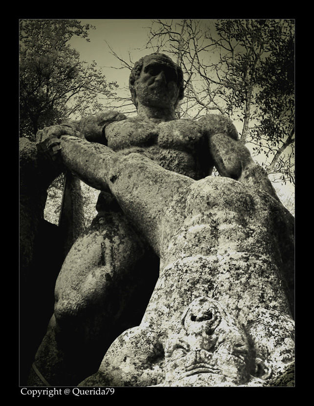 Giants' fight (Bomarzo)