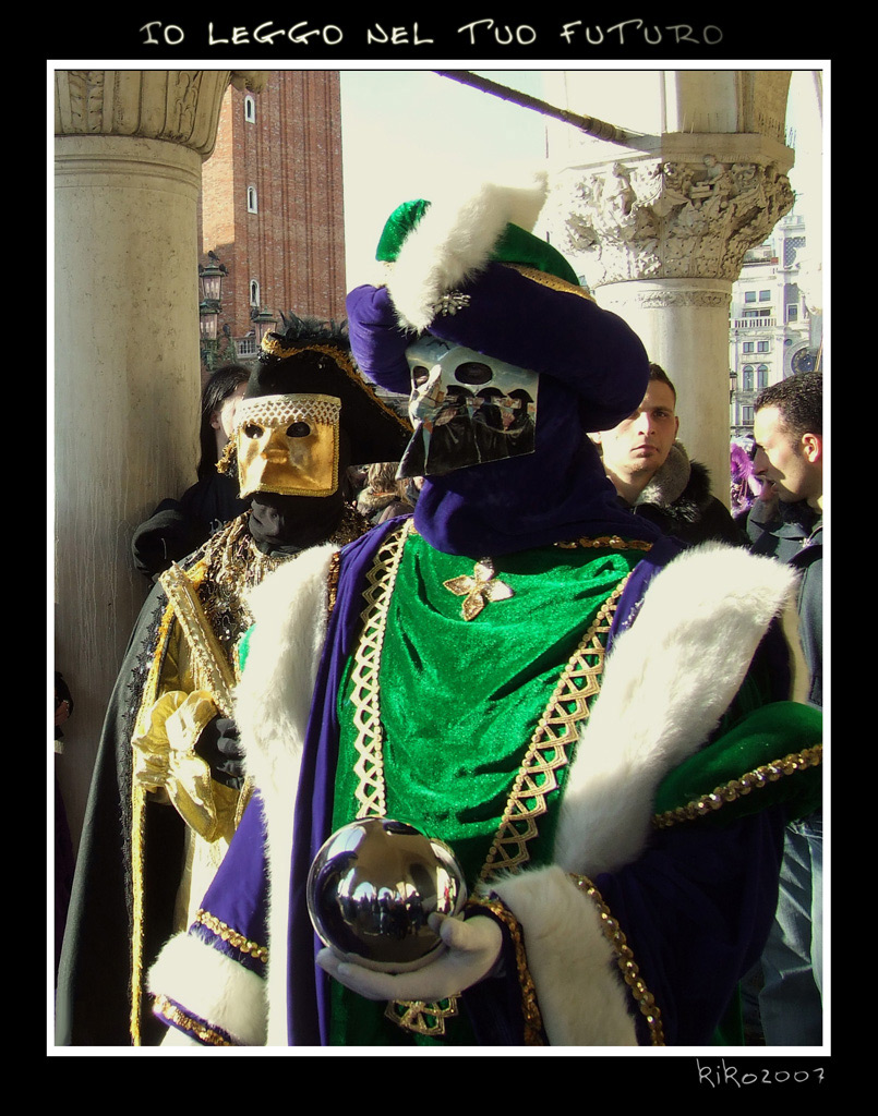 io leggo nel tuo futuro