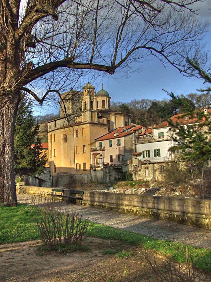 Spiando dal parchetto