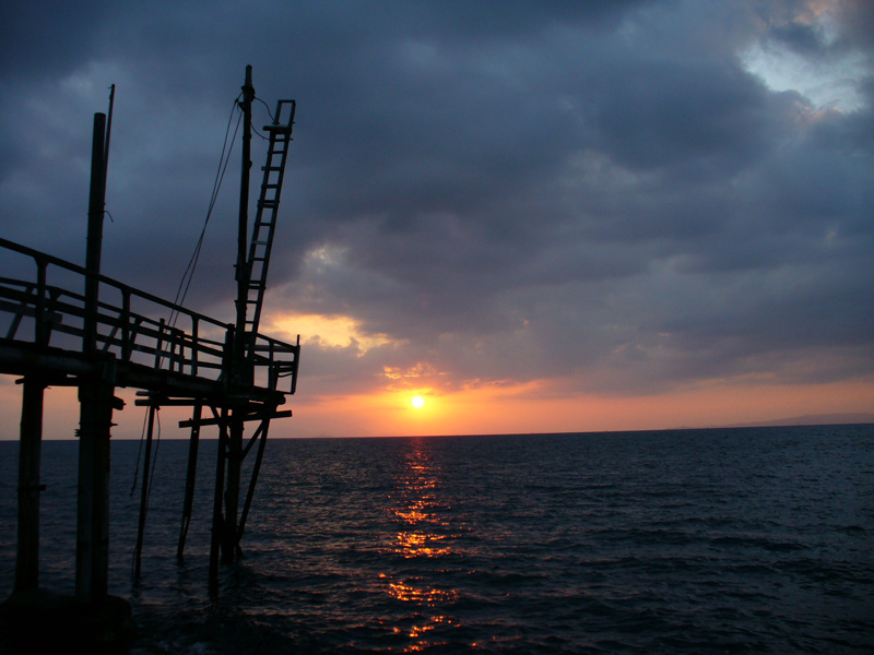 Pontile al tramonto