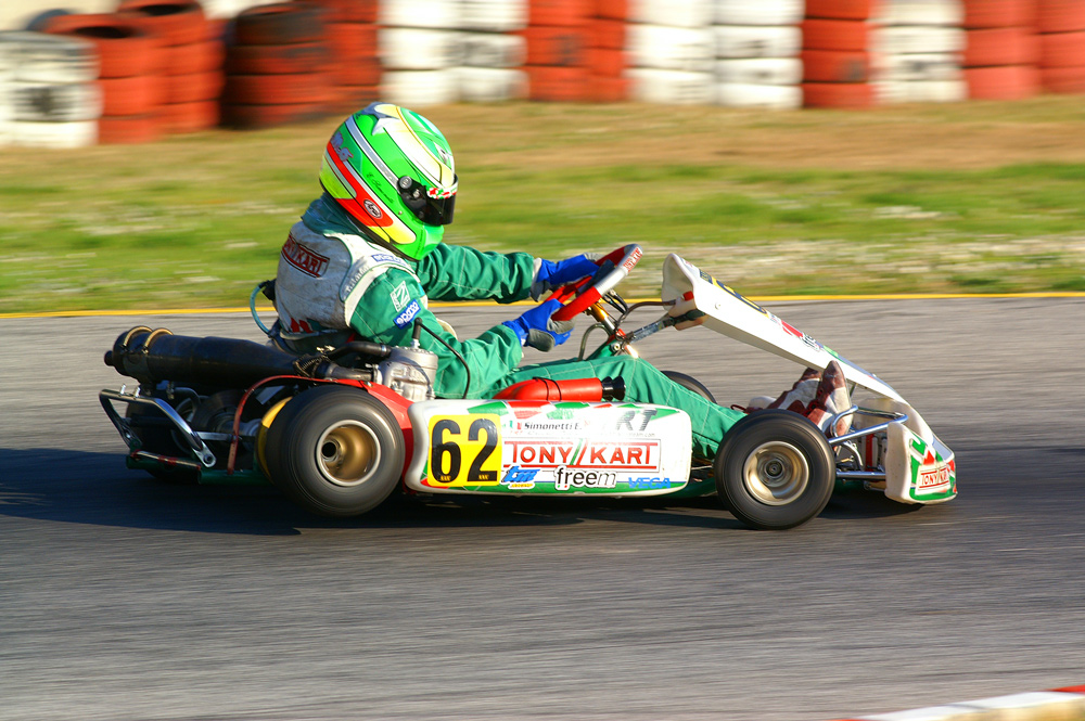 kart in curva...