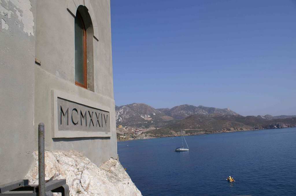 MINIERA CON VISTA SUL MARE