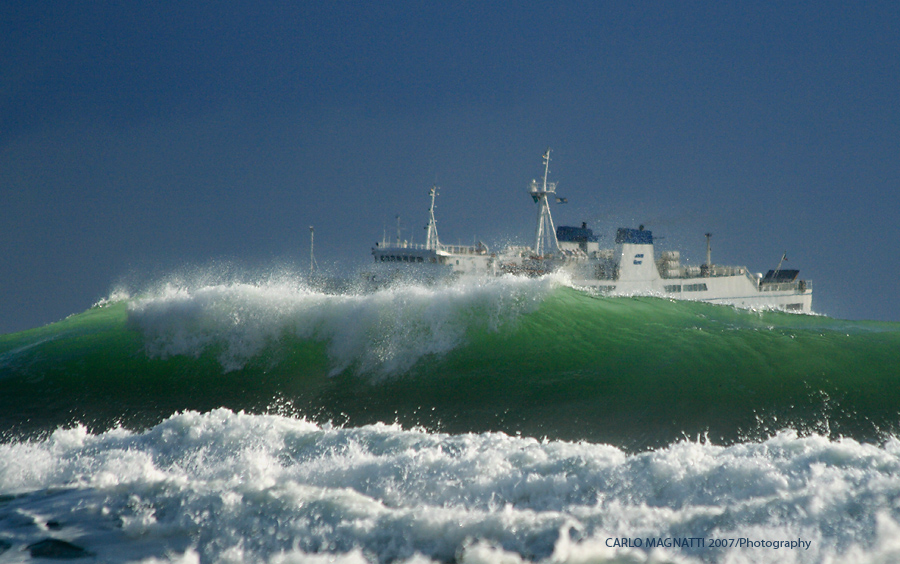 Il mare; bello e furioso.