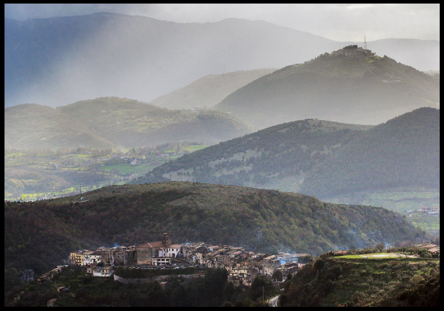 Colline in controluce