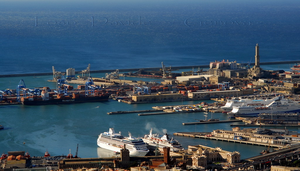 vista del porto - Genova -