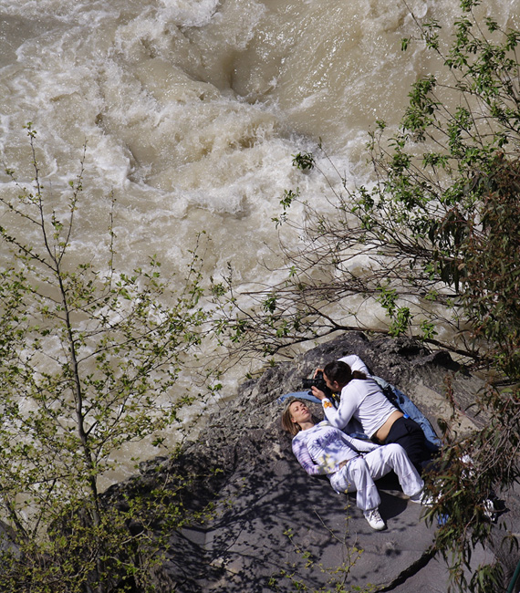Collega fotografo in azione "Gole Alcantara"