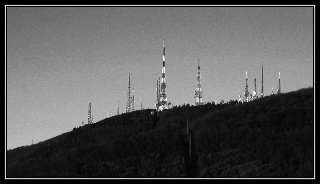 Monte Serra, antenne
