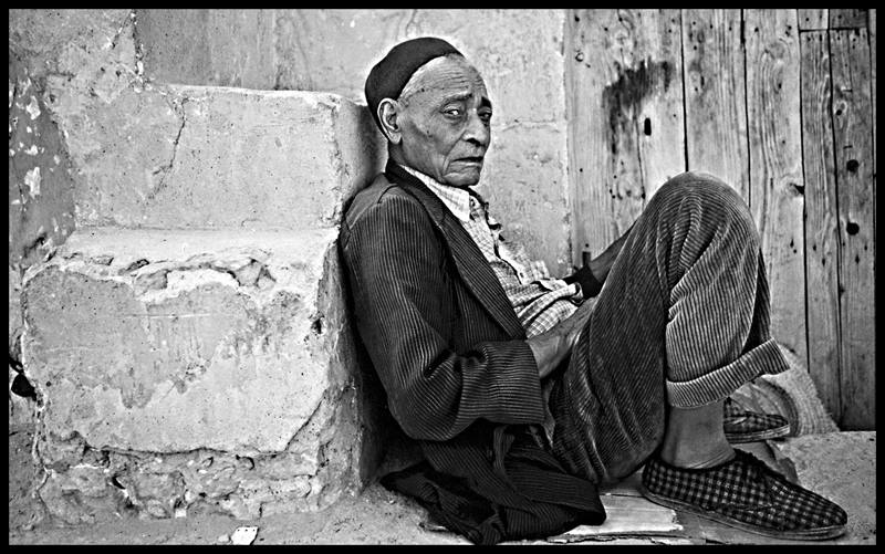 Il vecchio saggio e sospettoso