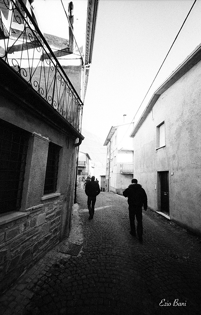 L' abbandono.    (supergrandangolari/telemetro/street)