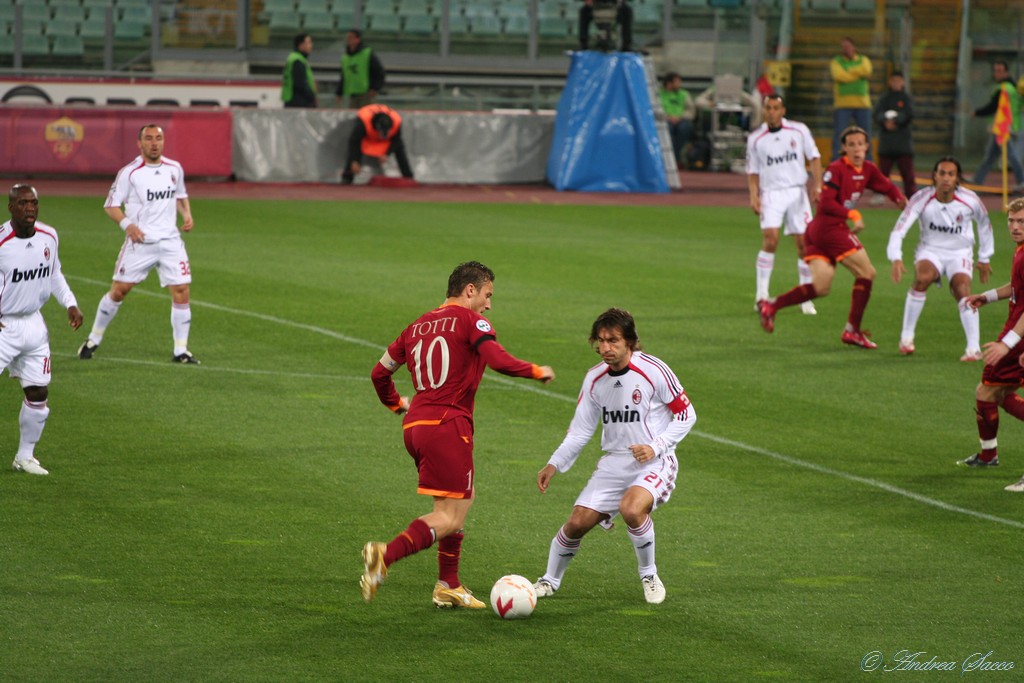 Totti vs Pirlo