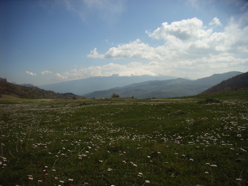 IL VULCANO ETNA TRA CIELO E TERRA