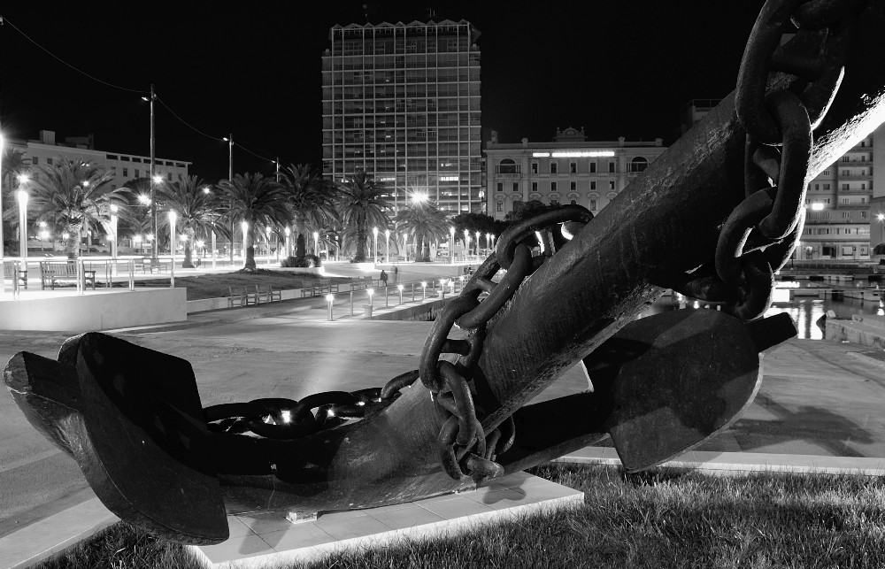 Da Cagliari, ai caduti in mare