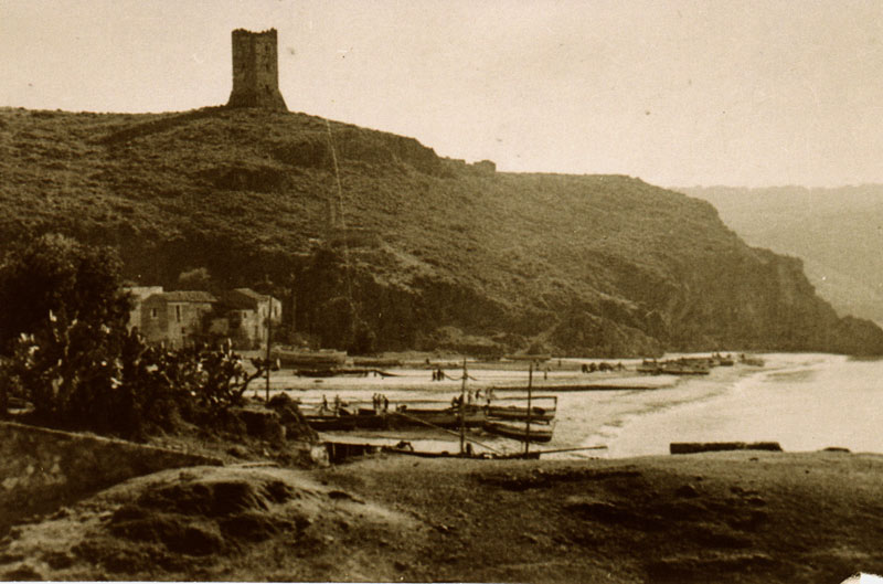 ....il vecchio porto naturale di marina di camerota