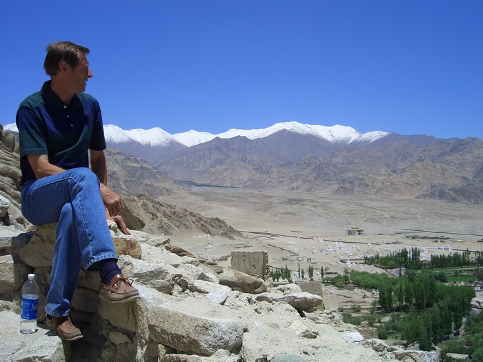 contemplando la Valle dell'Indo