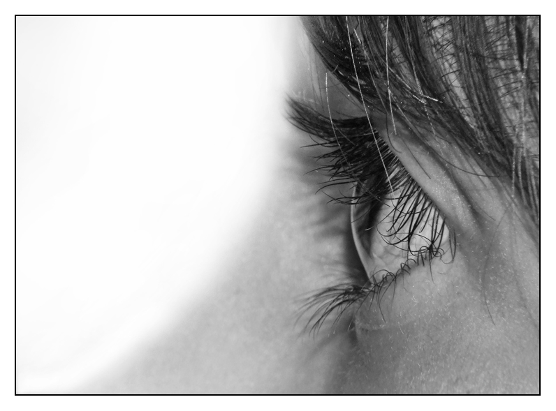 ::: NEI TUOI OCCHI :::