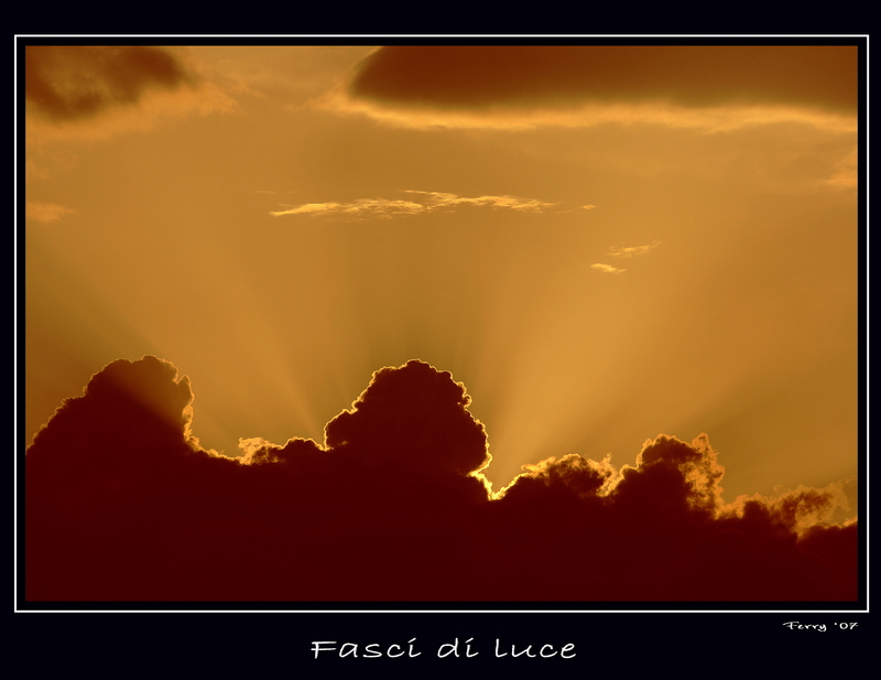 Fasci di luce