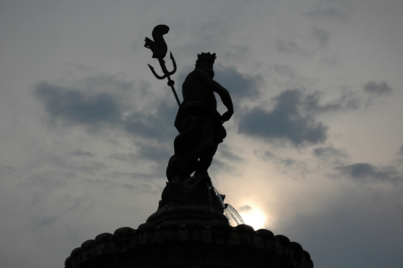 Silhouette del Nettuno