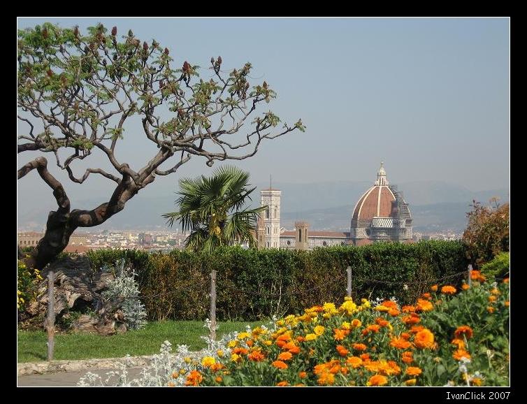 Da Piazzale Michelangelo...