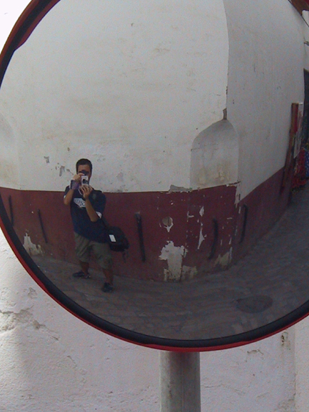 ...me stesso su uno specchio di Cordoba...