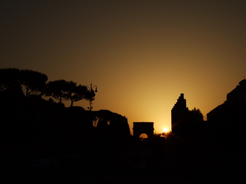Arco di Tito, dalla via Sacra