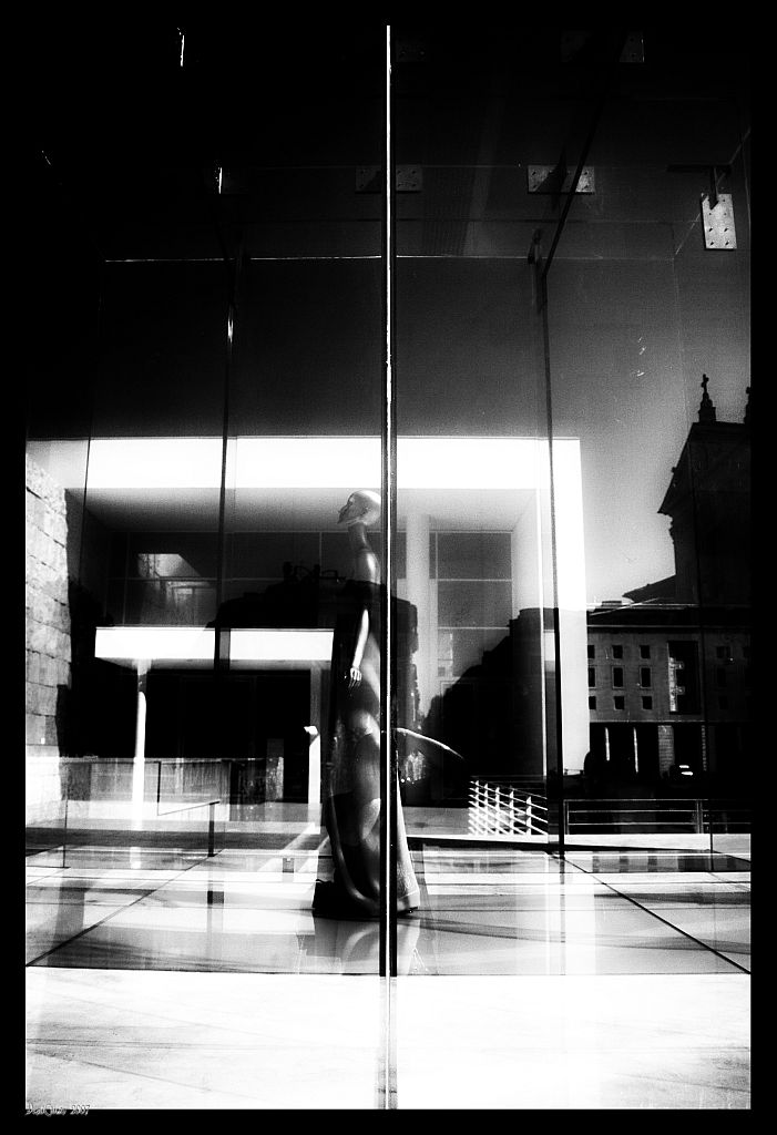 Ara Pacis...Caos Architettonico