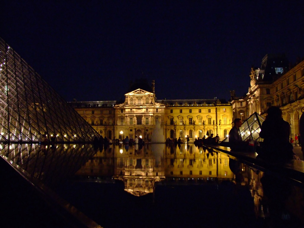 Luminous Water - Louvre