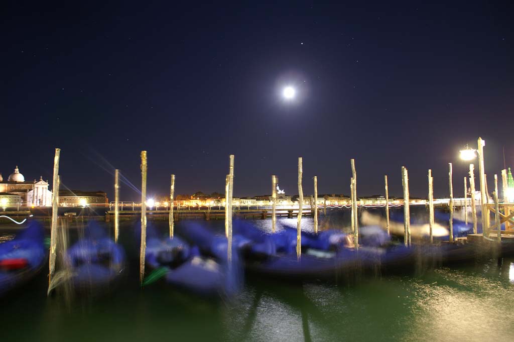 Venezia by night