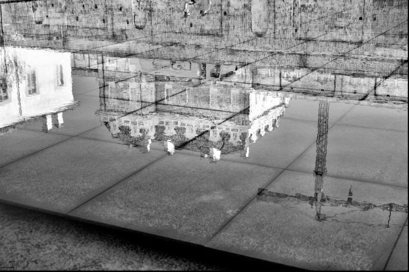 Antichit� al restauro b/n