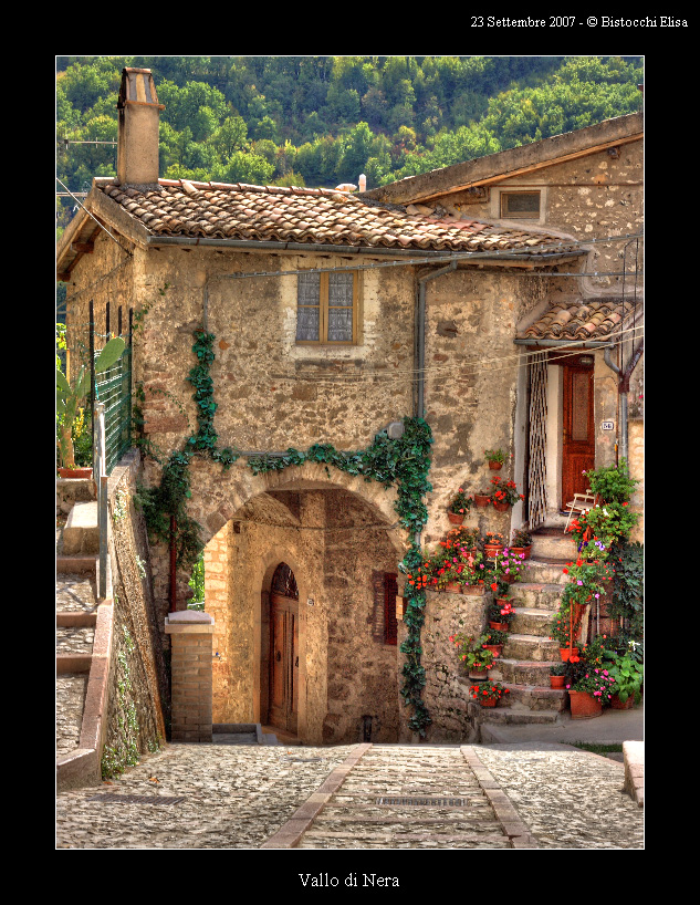 Vallo di Nera (HDR)