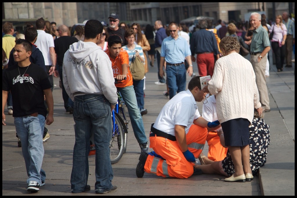 indifferenza e curiosita'