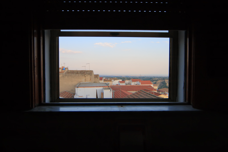 Dalla finestra quest'estate... riflettendo..