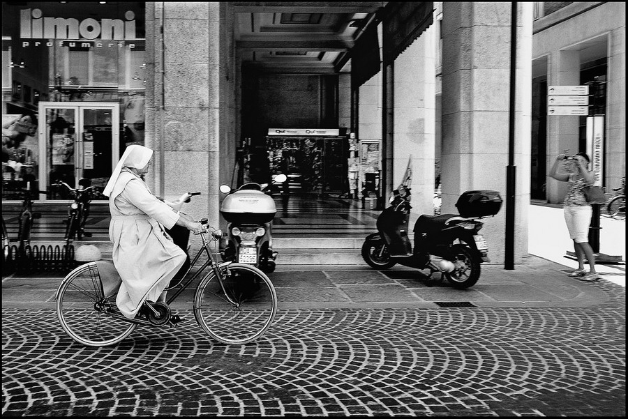 Donne...Pianeti dispersi2