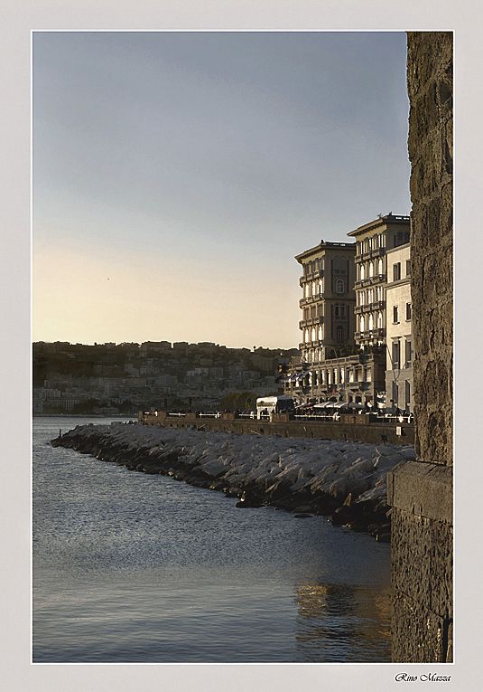 Gioielli sul lungomare