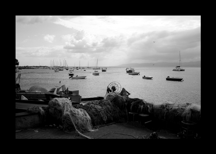 Mattina d'Estate piovosa al Porto di Milazzo