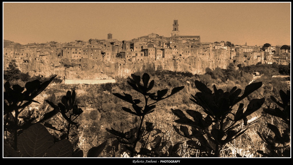 Pitigliano