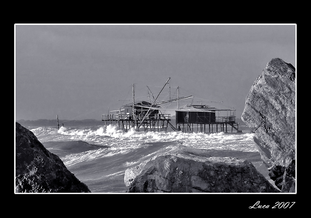 retone tra gli scogli