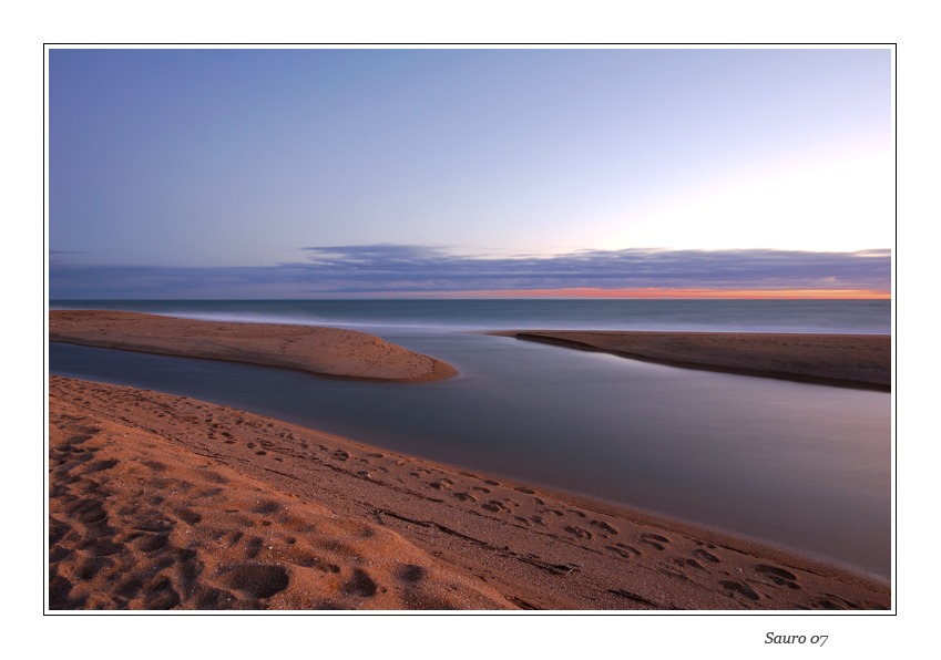 E' l� che il fiume abbraccia il mare
