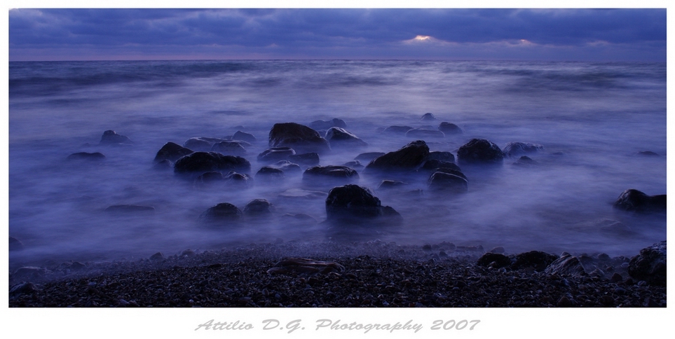 Civitavecchia zona Marangone il mare e le rocce....... Parte 1