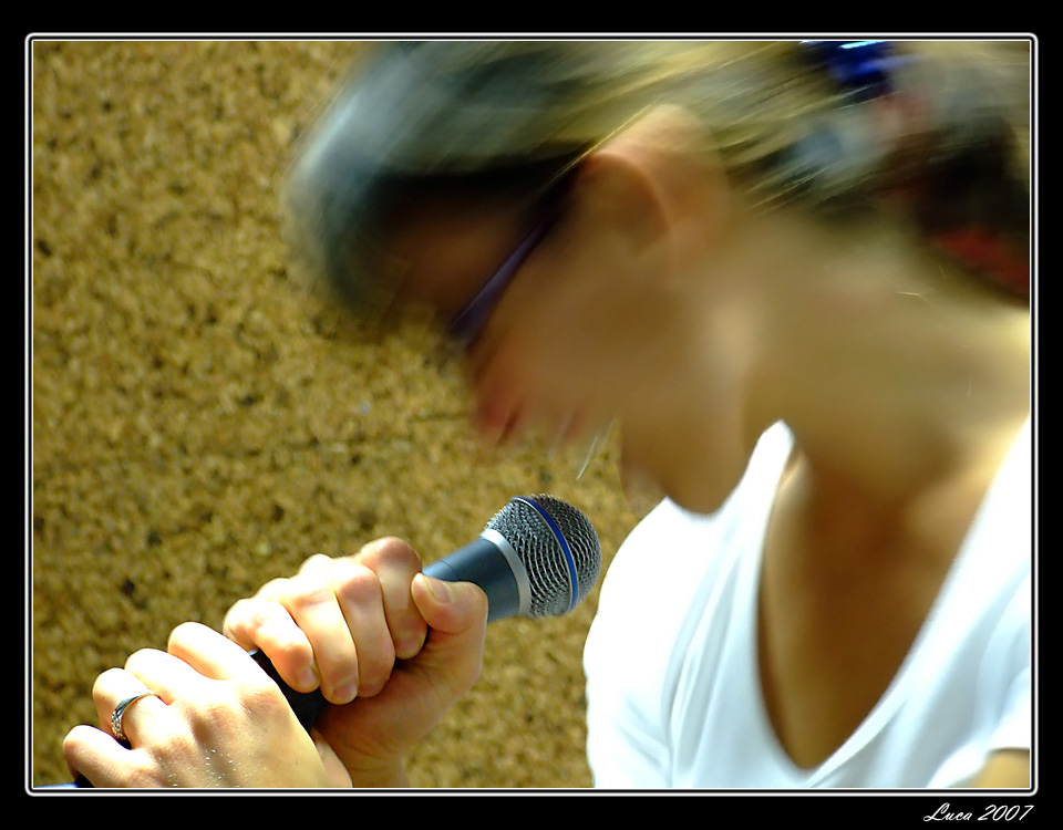 la cantante irrequieta