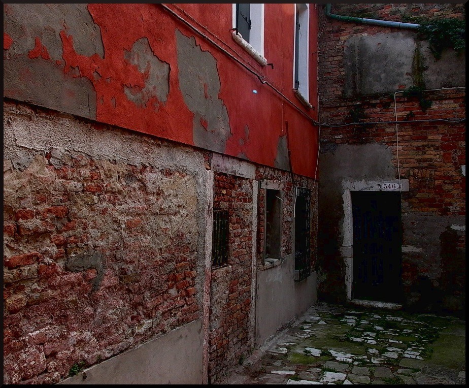 Giudecca a tinte forti / 3