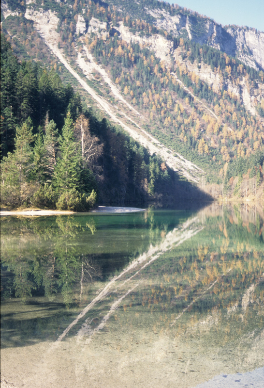 Riflessi sul lago di Tovel