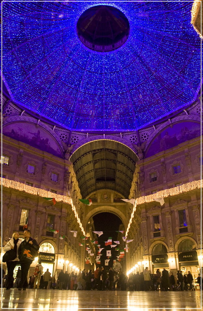 atmosfera natalizia milanese