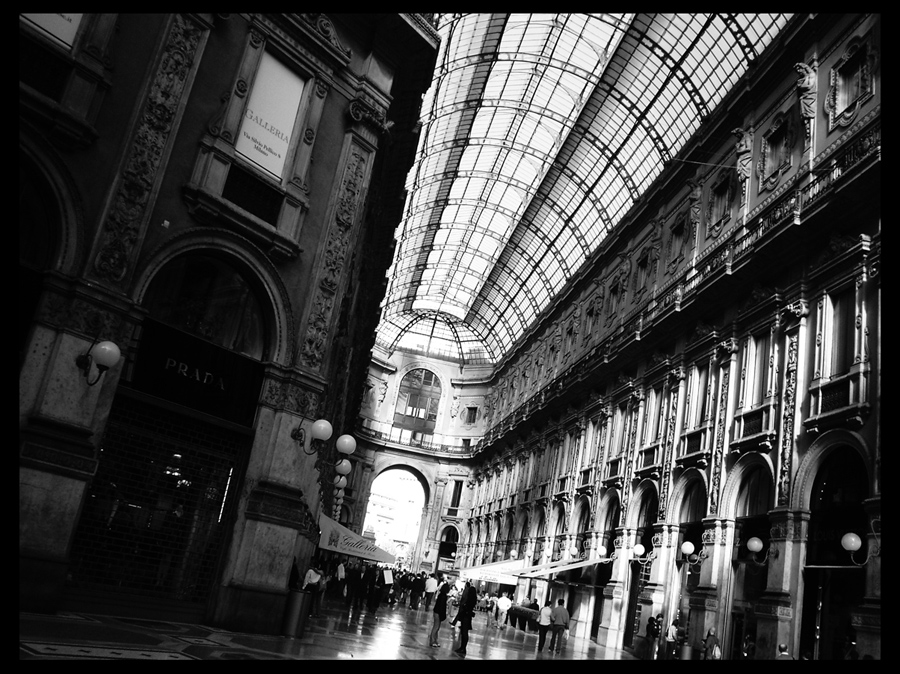 Fiat lux (Galleria Vittorio Emanuele)