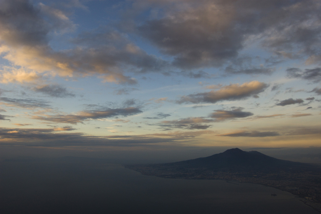 ...e le nubi si addensano...(sul vesuvio) 2