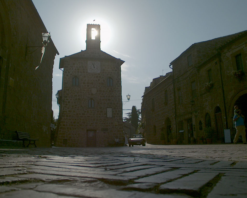 Sorano . . . . . un salto nel passato