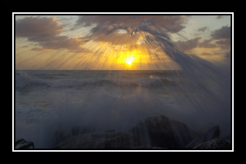 Mare mosso a Marina di Pisa