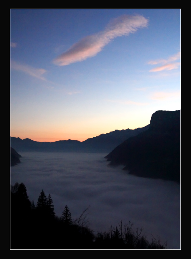 Il mare calmo della sera..