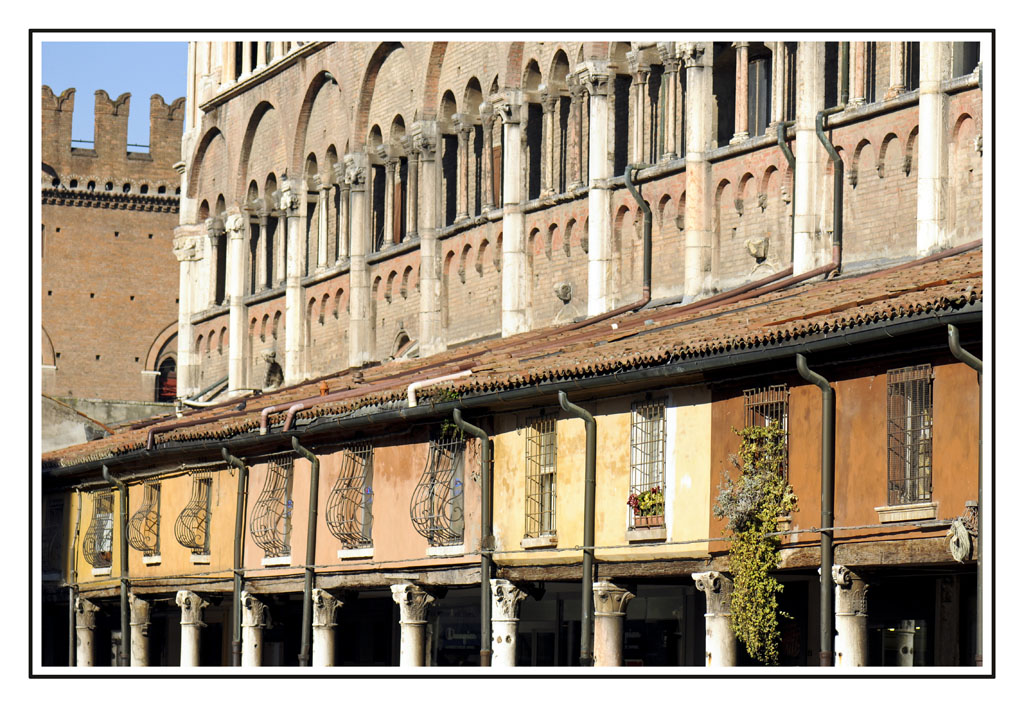 Ferrara - Portici del Duomo