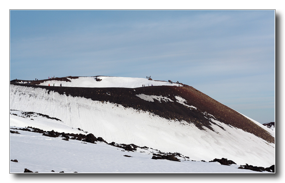 ETNA - Cratere silvestro innevato