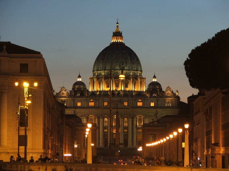 Vaticano alla sera